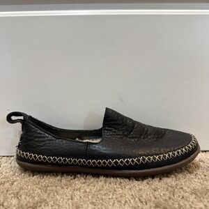 UGG Leather Moccasin Shoes Womens Size 5 Black Shearling Lined Slippers 1014871